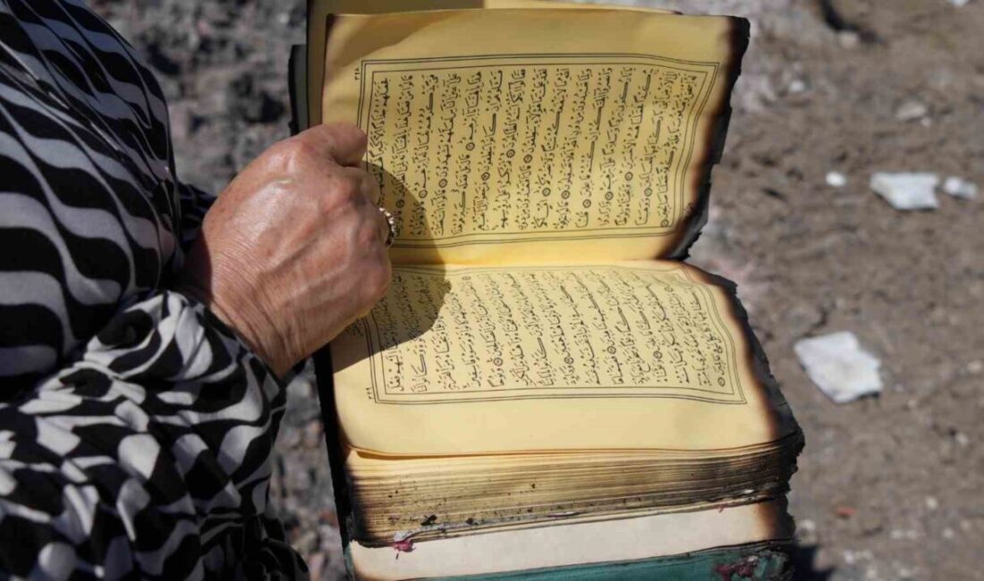 Ankara’da çıkan bir ev yangınında Selçuk çiftinin evi tamamen küle