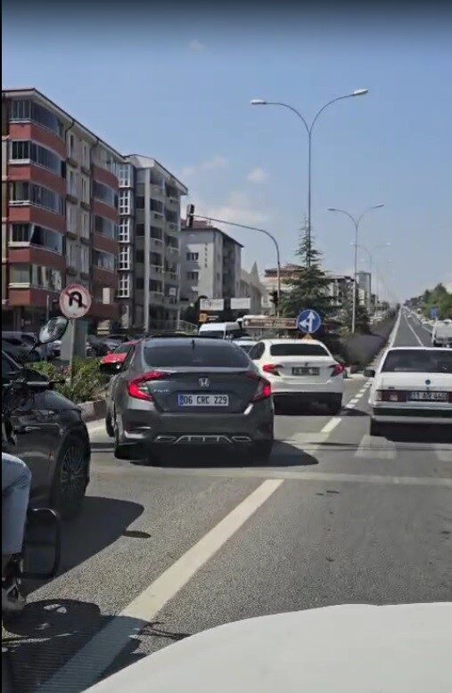 Bilecik’te bir kavşakta kural ihlali yapan sürücülere ceza yağdı. Bilecik