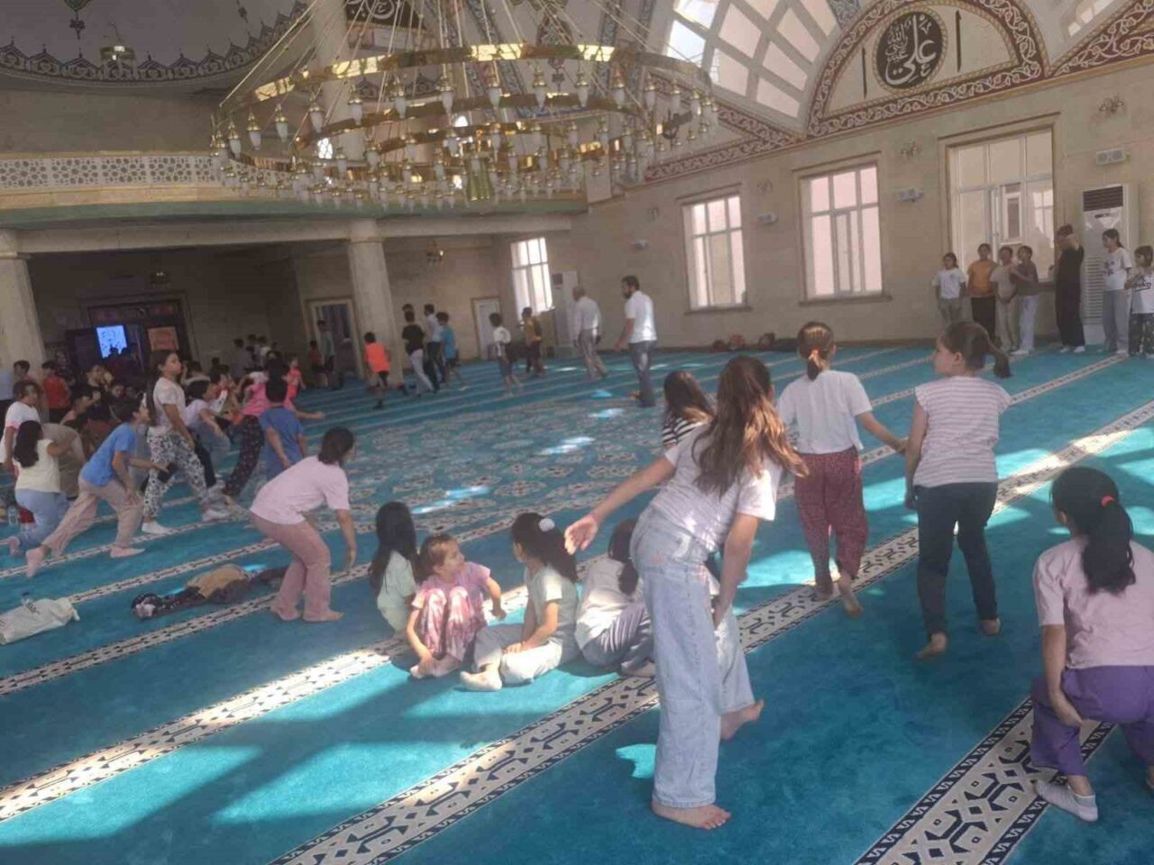 Manisa’nın Selendi İlçe Müftülüğü tarafından “Yazımda Kur’an Var” temalı Çocuk