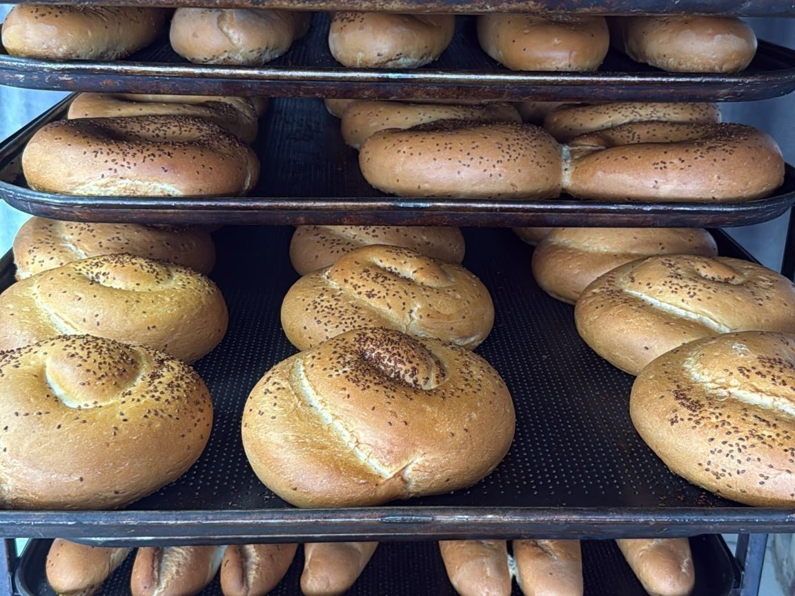 Siirt’in Kurtalan ilçesinde hizmet veren bir işletme vatandaşlara destek olmak