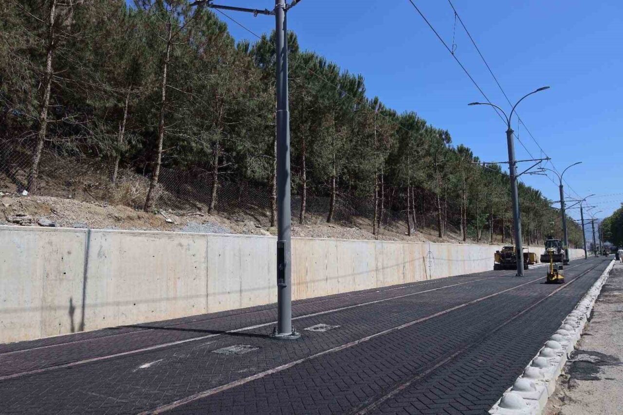 Kocaeli’de ulaşımına çağdaş soluk kazandıracak Alikahya Stadyum Tramvay Hattı projesinde