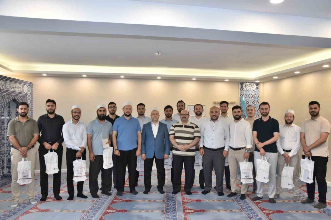 Kütahya Dini İhtisas Merkezi’nde, Diyanet Akademisi Başkanlığı koordinesinde “Kur’an-ı Kerim’i