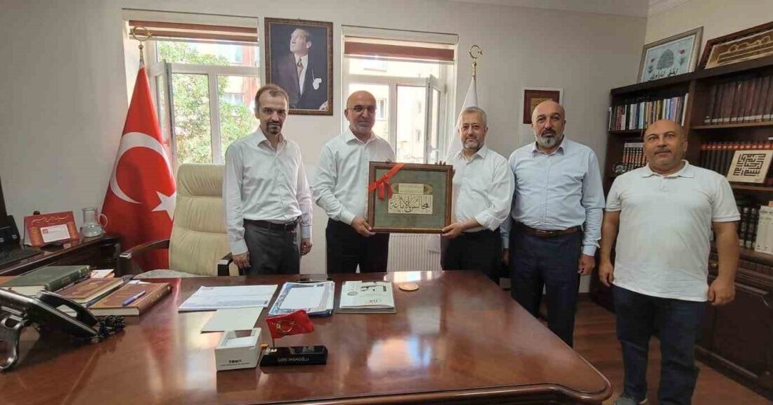 Diyanet İşleri Başkanlığı Kütahya Dini İhtisas Merkezi Müdürü Ömer Osman