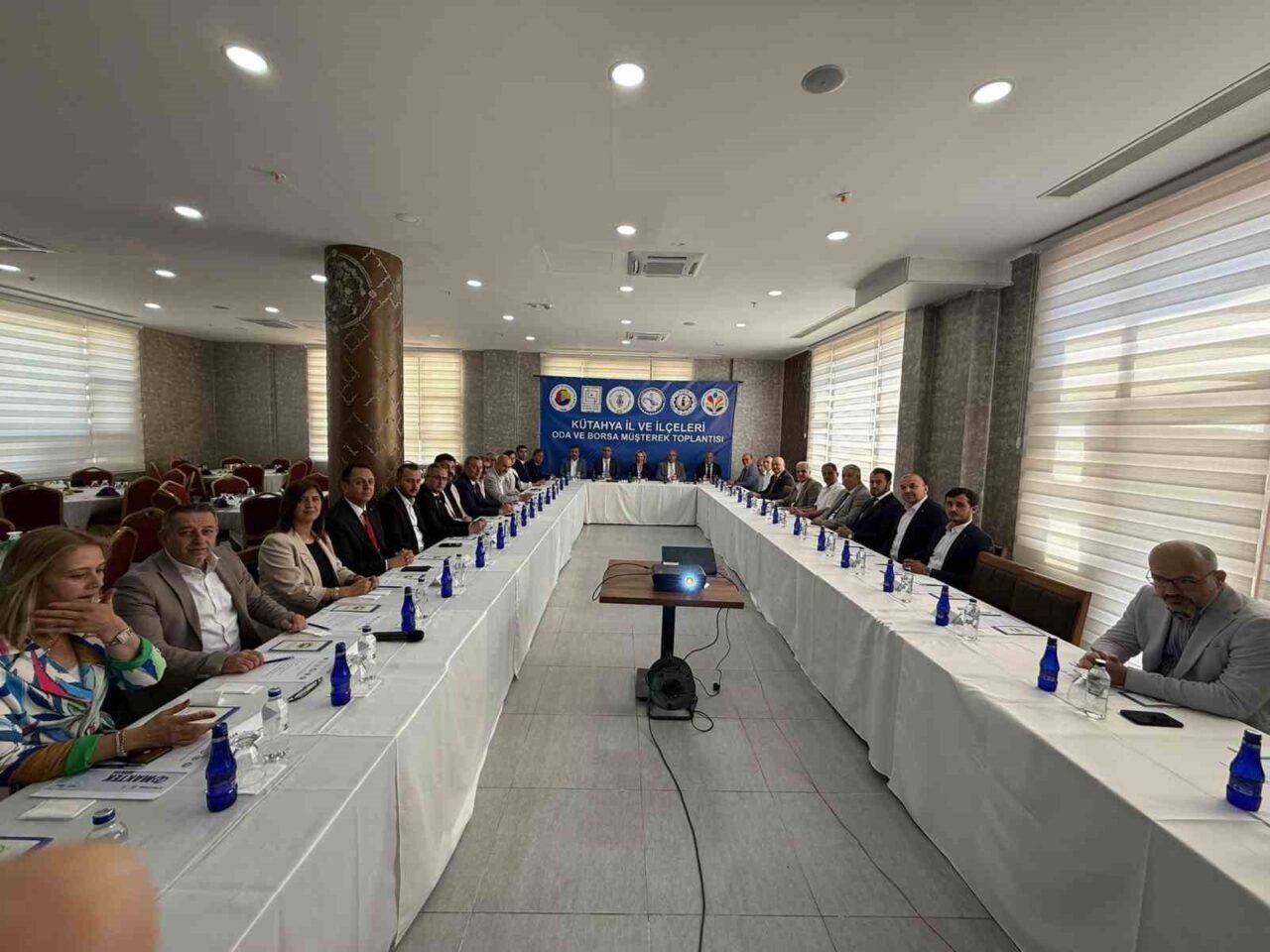 Kütahya il ve ilçeleri arasındaki iş birliğini güçlendirmek amacıyla düzenlenen