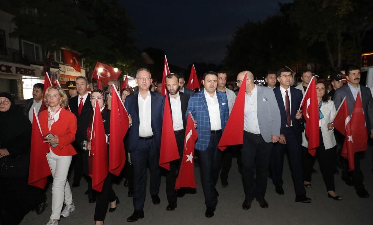 “15 Temmuz Demokrasi ve Milli Birlik Günü” kapsamında Kütahya’da yürüyüş