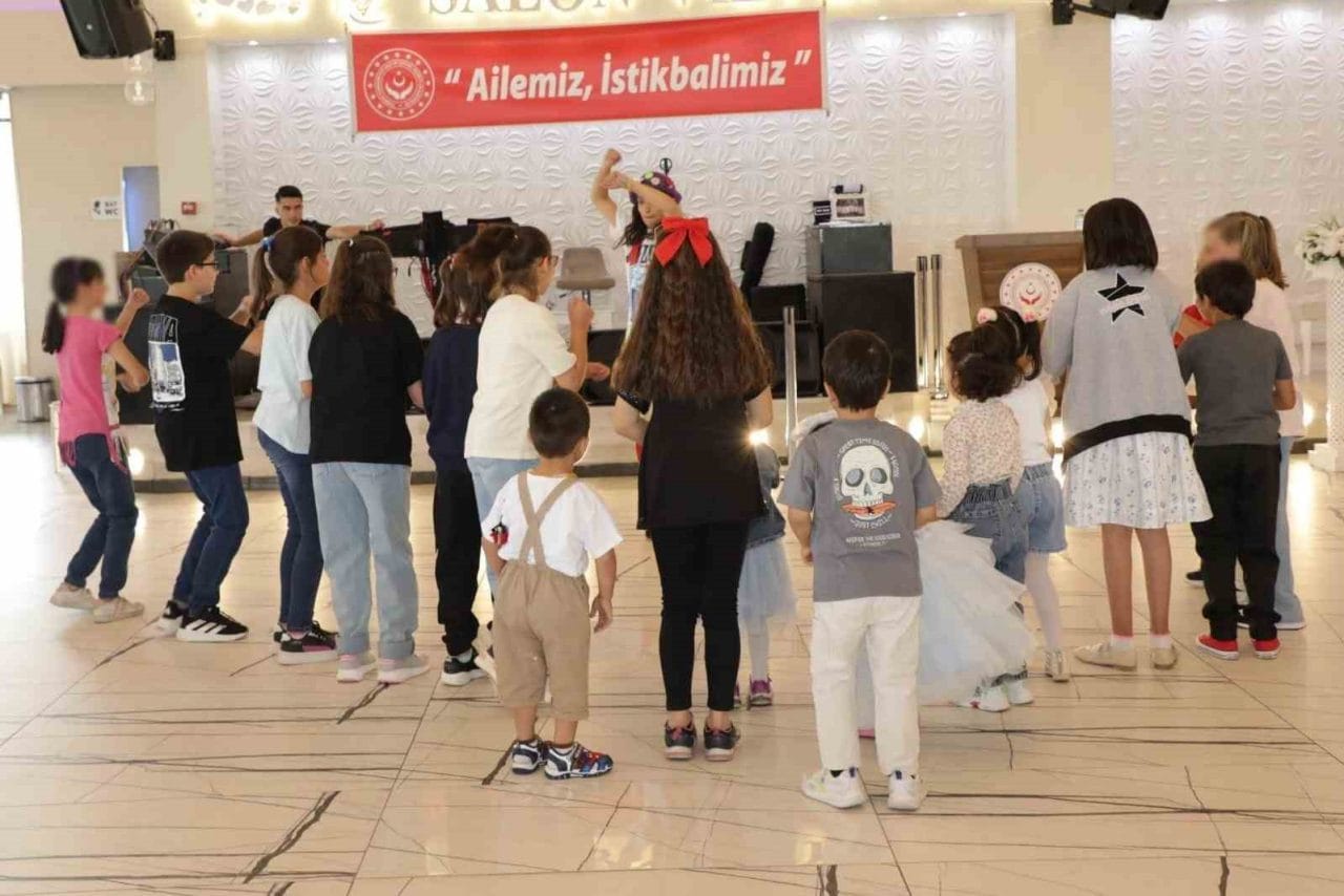 Kütahya Aile ve Sosyal Hizmetler İl Müdürlüğü tarafından “Koruyucu Aile