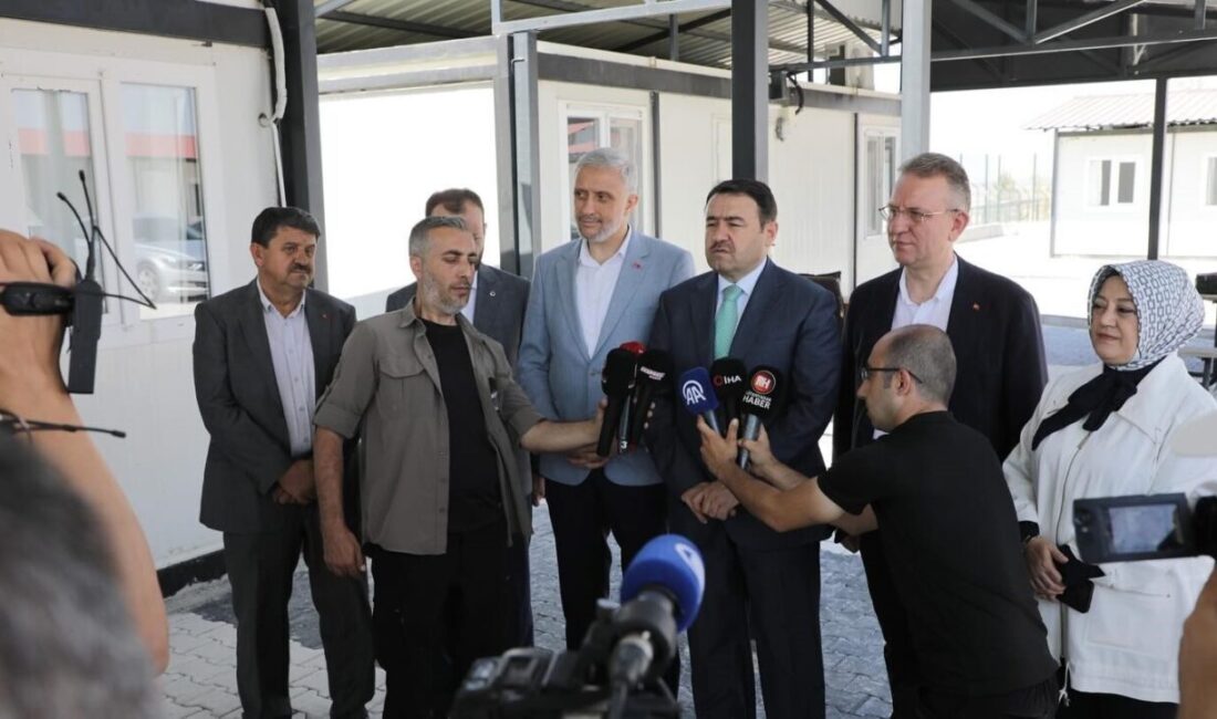 Kütahya’da sahipsiz sokak hayvanları için hazırlanan doğal yaşam alanının tanıtımı