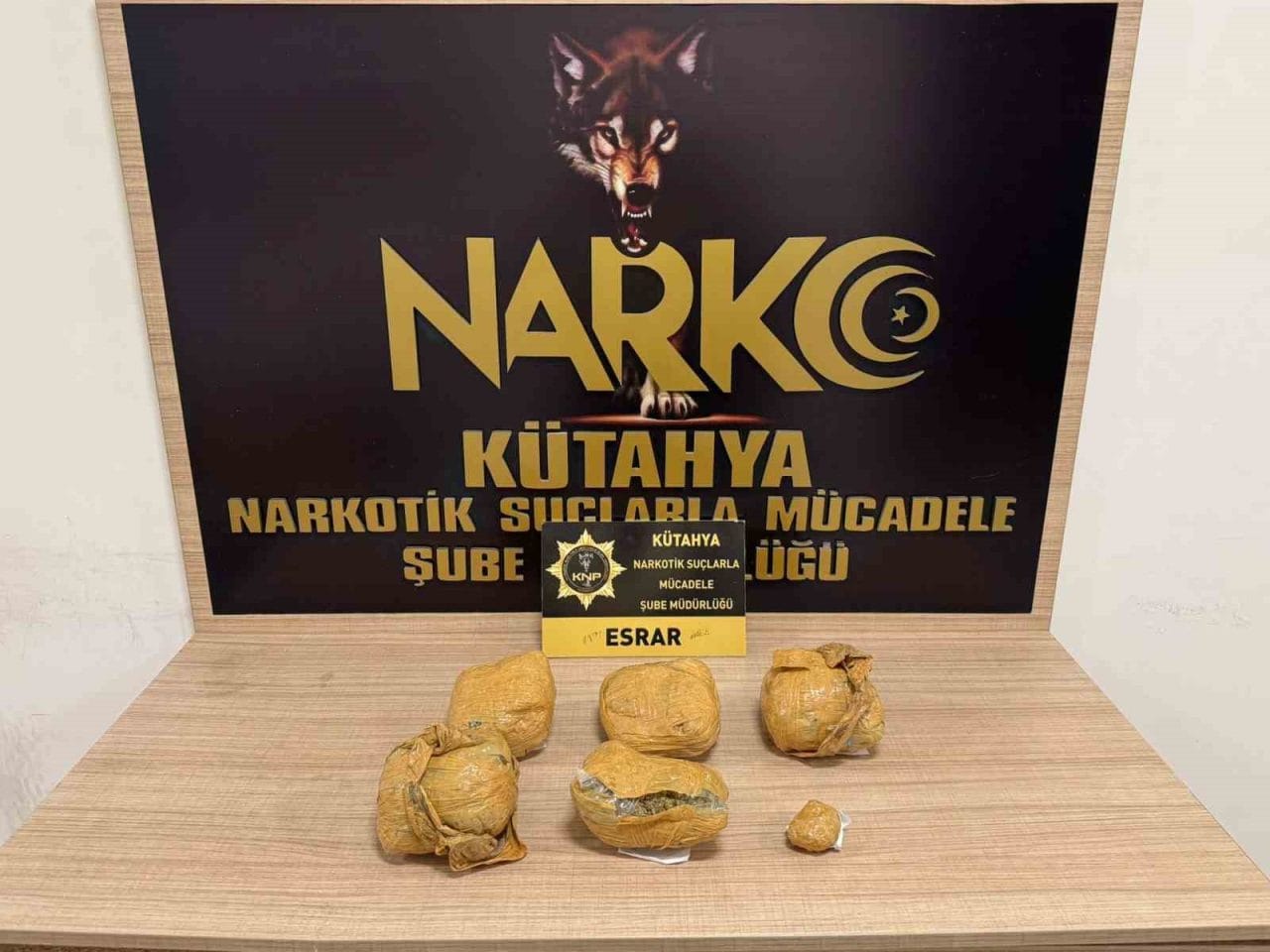 Kütahya İl Emniyet Müdürlüğü Narkotik Suçlarla Mücadele Şube Müdürlüğü ekiplerince