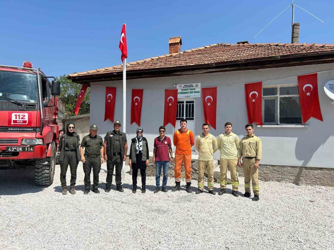 Kütahya’nın Tavşanlı ilçesi Derbent köyünde yangınlara karşı ilk müdahale ekip
