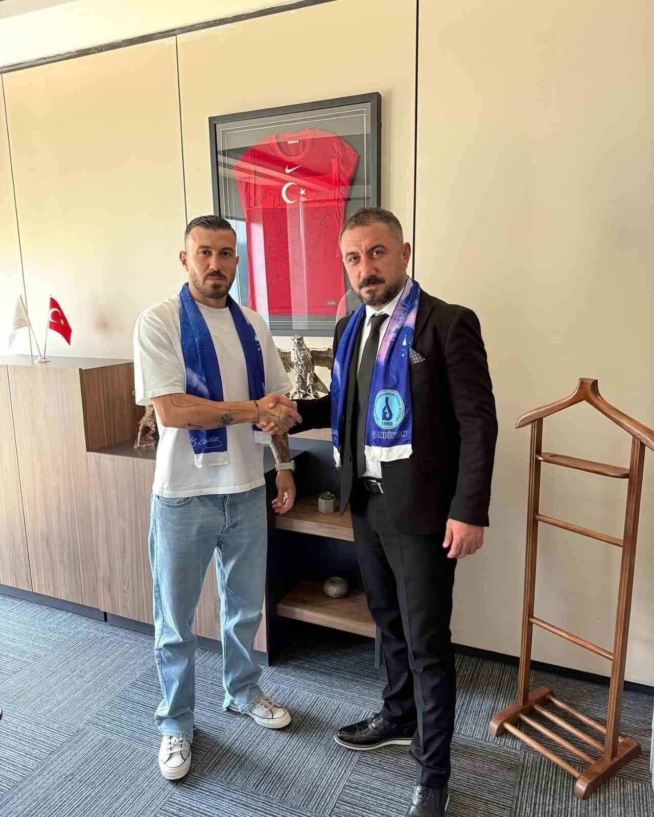 Yeni sezon öncesi kadrosunu güçlendirmeye devam eden Kütahyaspor, 2. Lig