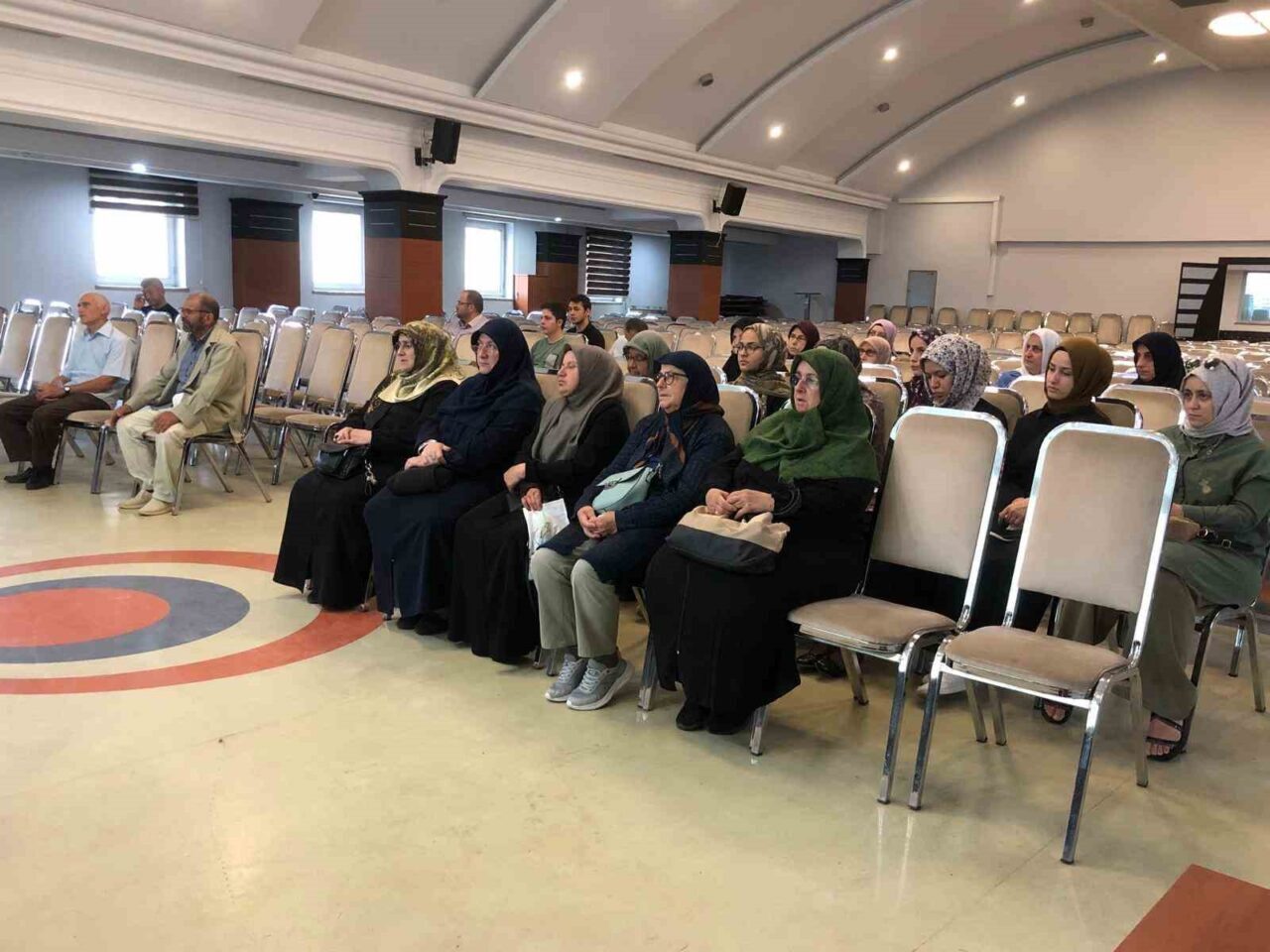 DÜZCE (İHA) – Düzce Müftülüğü tarafından kutsal topraklara gidecek olanlar