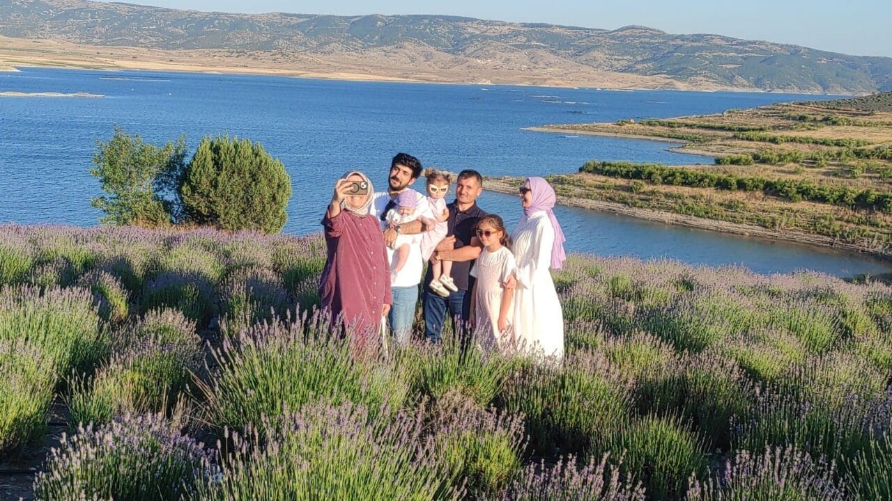 Yozgat’ın Çekerek ilçesinde son yıllarda oluşturulan lavanta bahçeleri, Yozgat’tan ve