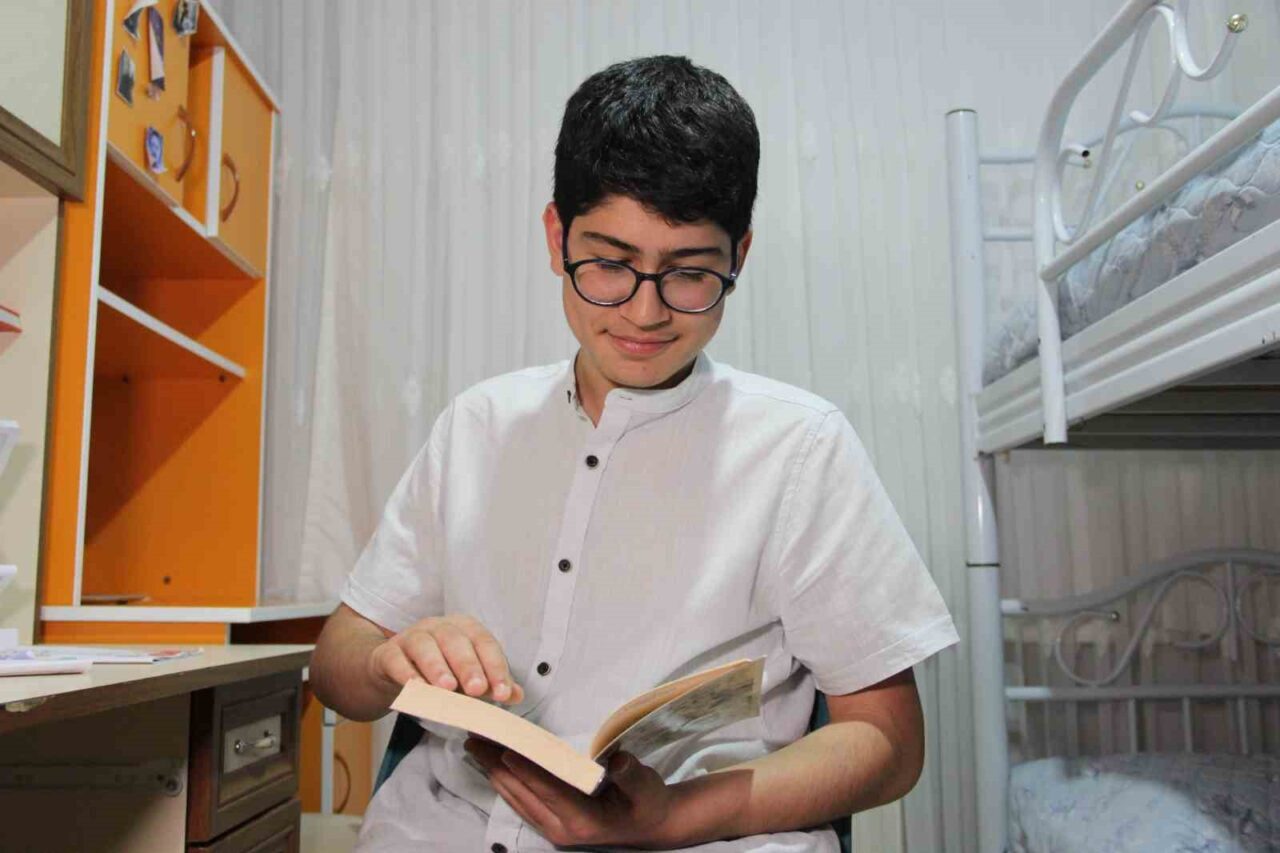 Çorum’da Liselere Geçiş Sistemi sınavında 500 tam puan alarak Türkiye