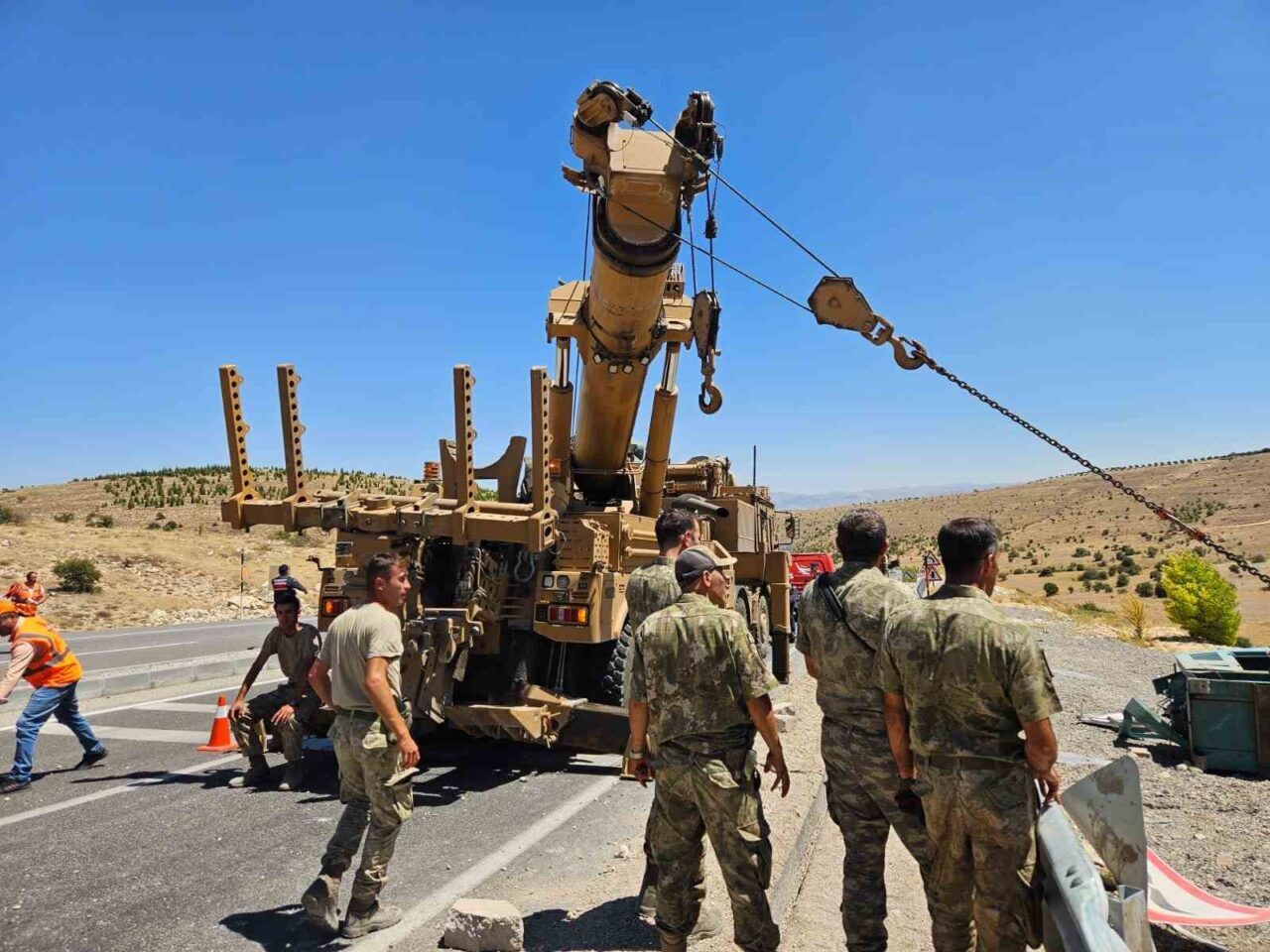 Malatya’nın Akçadağ ilçesinde meydana gelen trafik kazasında seyir halindeki bir