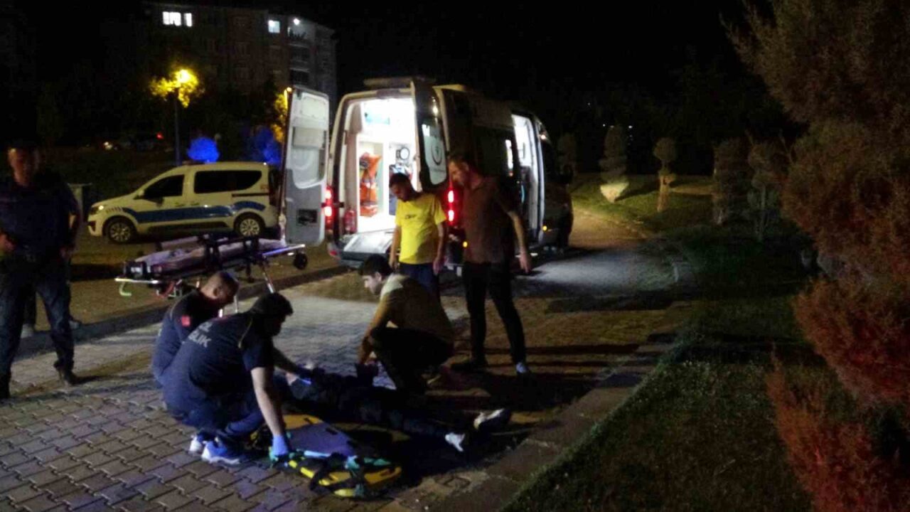 Malatya’nın Yeşilyurt ilçesinde iki grup arasında çıkan bıçaklı kavgada 1