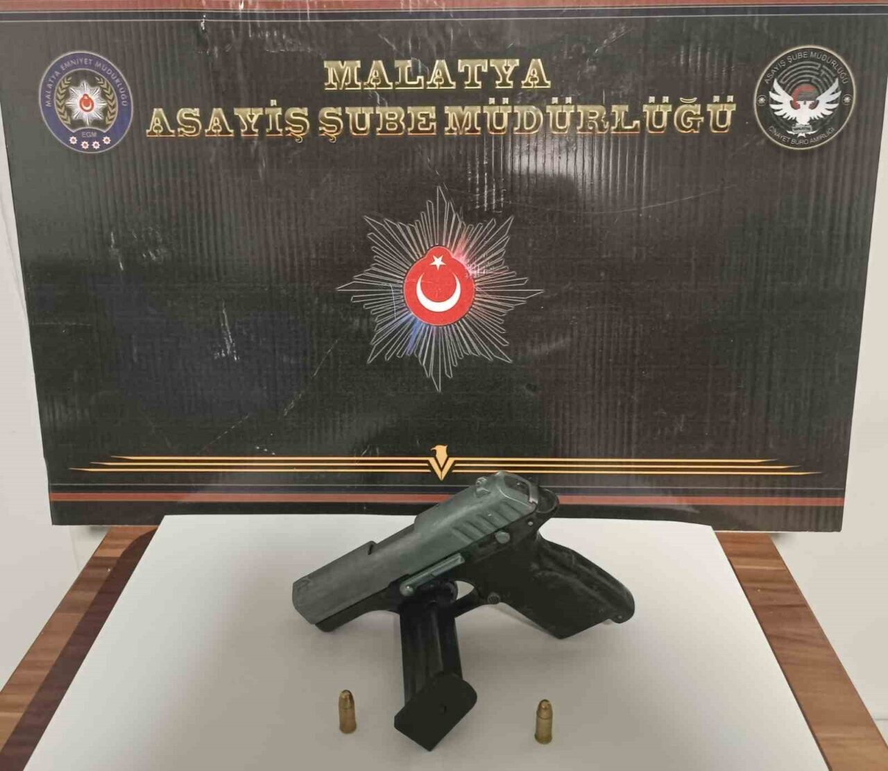 Malatya’nın Yeşilyurt ilçesinde alacak verecek meselesi nedeniyle çıkan silahlı kavgada