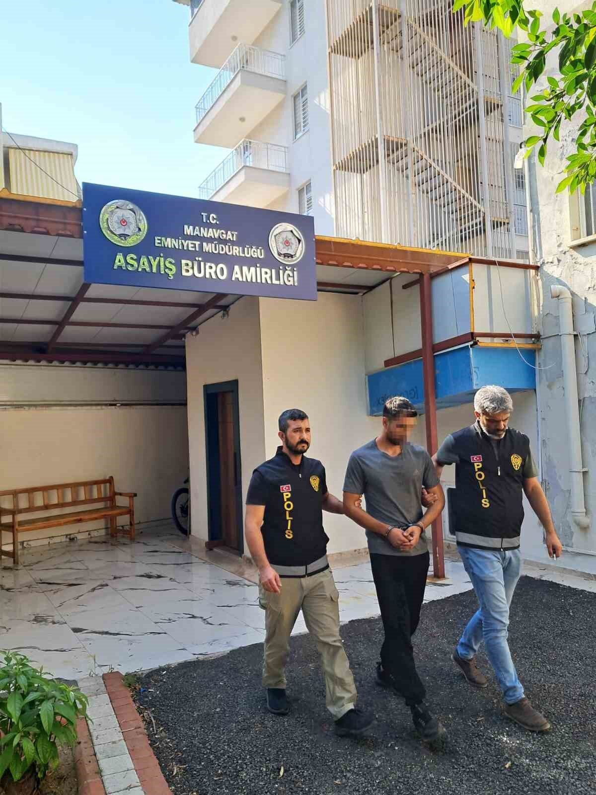 Manavgat ilçe Emniyet Müdürlüğü ekipleri tarafından yapılan çalışmalarda 12 yıl