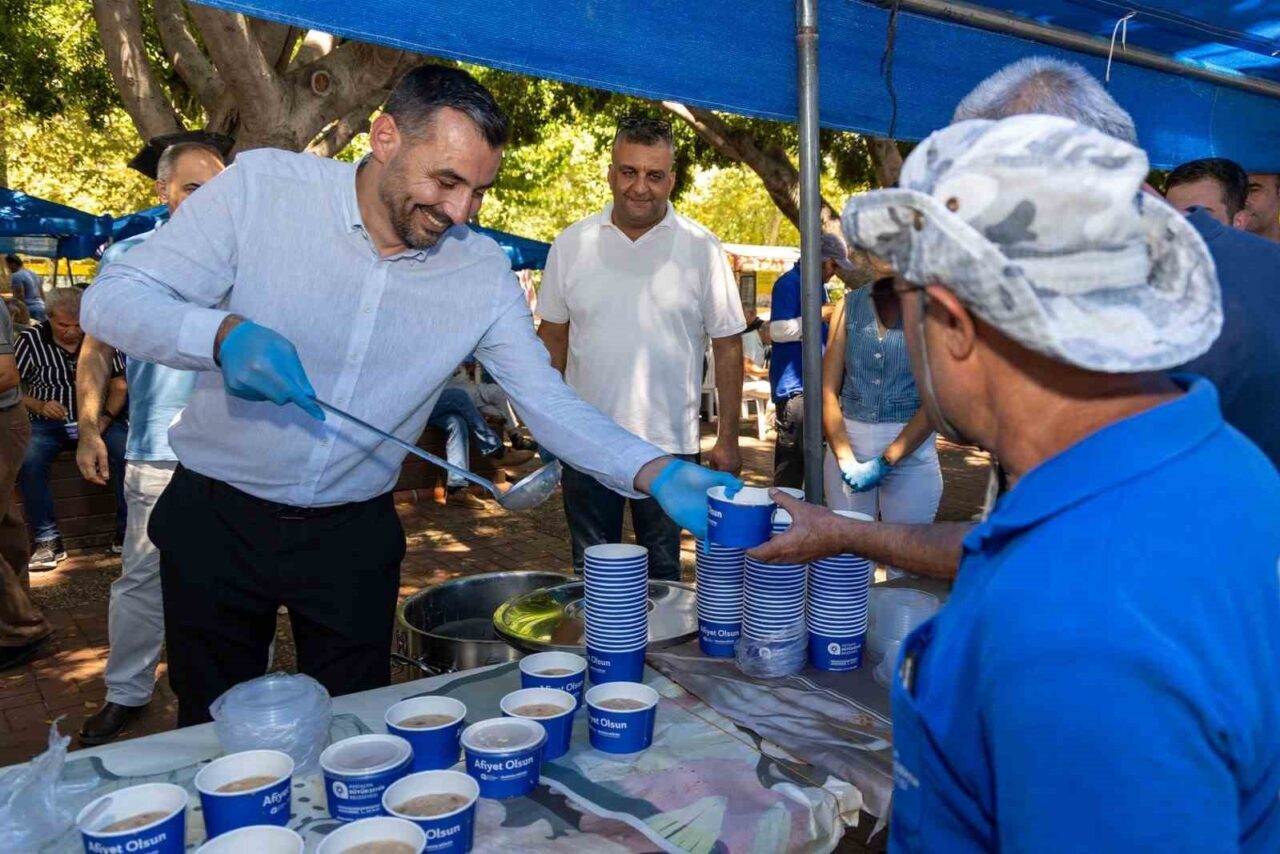 Manavgat Belediye Başkan Vekili Av. Mehmet Çiçek, Aşure programlarında vatandaşlarla