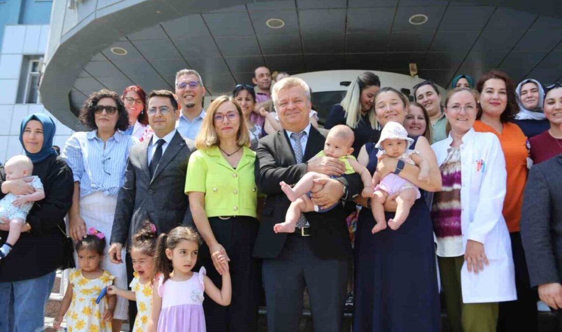 Manisa Celal Bayar Üniversitesi Tüp bebek merkezinde gördükleri tedaviyle çocuk