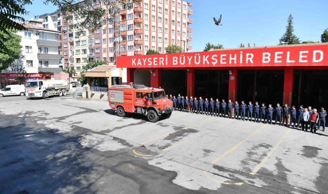 Manisa ve İzmir’deki yangın bölgelerinde çalışmalarını tamamlayan Kayseri Büyükşehir Belediyesi