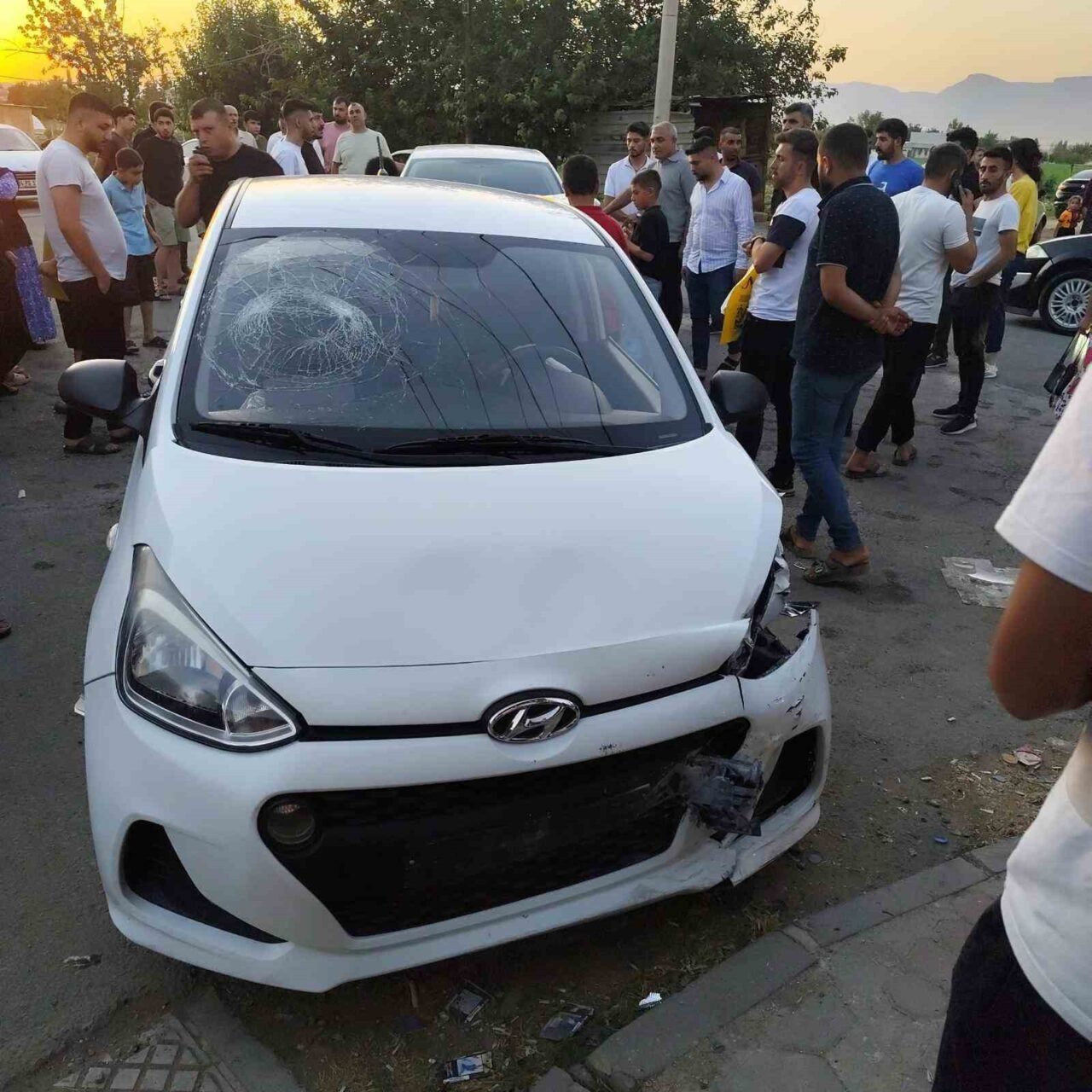 Mardin’de iki otomobilin çarpışması sonucu meydana gelen trafik kazasında 1