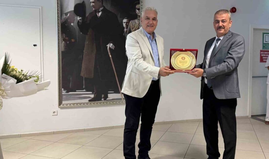 Muğla Eğitim ve Araştırma Hastanesi’nde başhekimlik görevinde devir teslim töreni