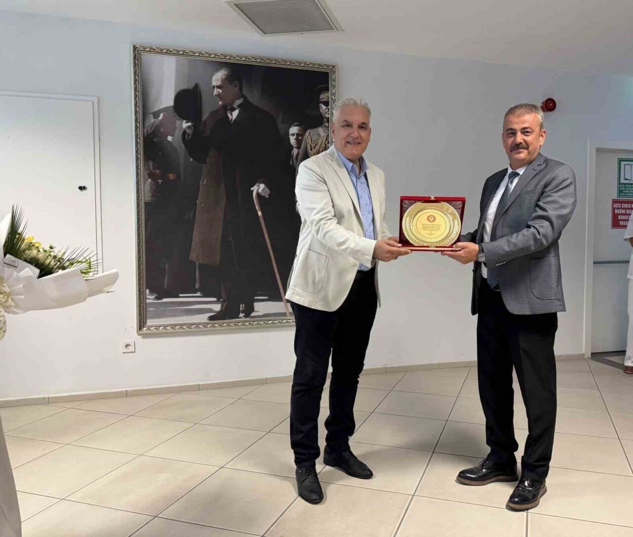 Muğla Eğitim ve Araştırma Hastanesi’nde başhekimlik görevinde devir teslim töreni