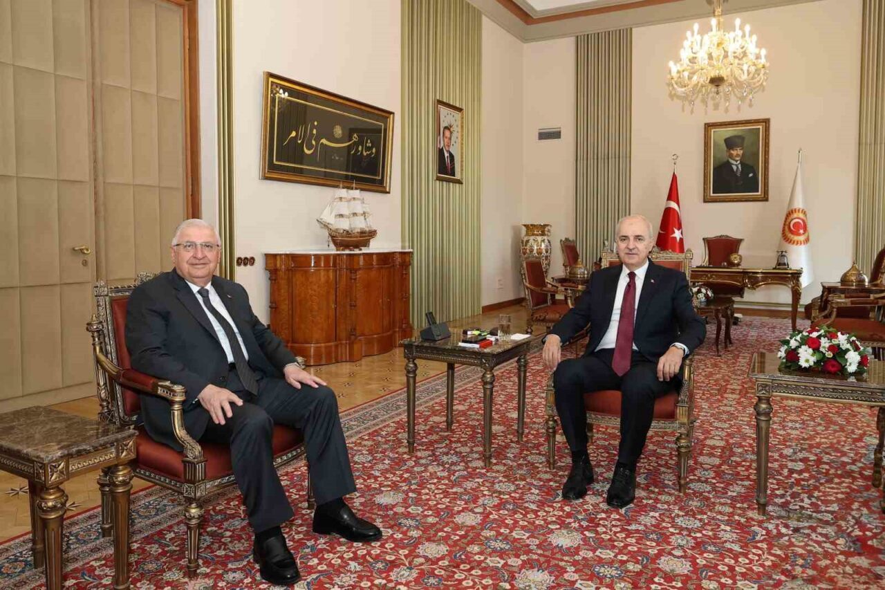 Türkiye Büyük Millet Meclisi(TBMM) Başkanı Numan Kurtulmuş, Millî Savunma Bakanı