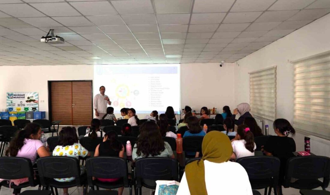 Melikgazi Belediyesi; çevre bilincini küçük yaşlarda kazandırmak amacıyla yaz kampında