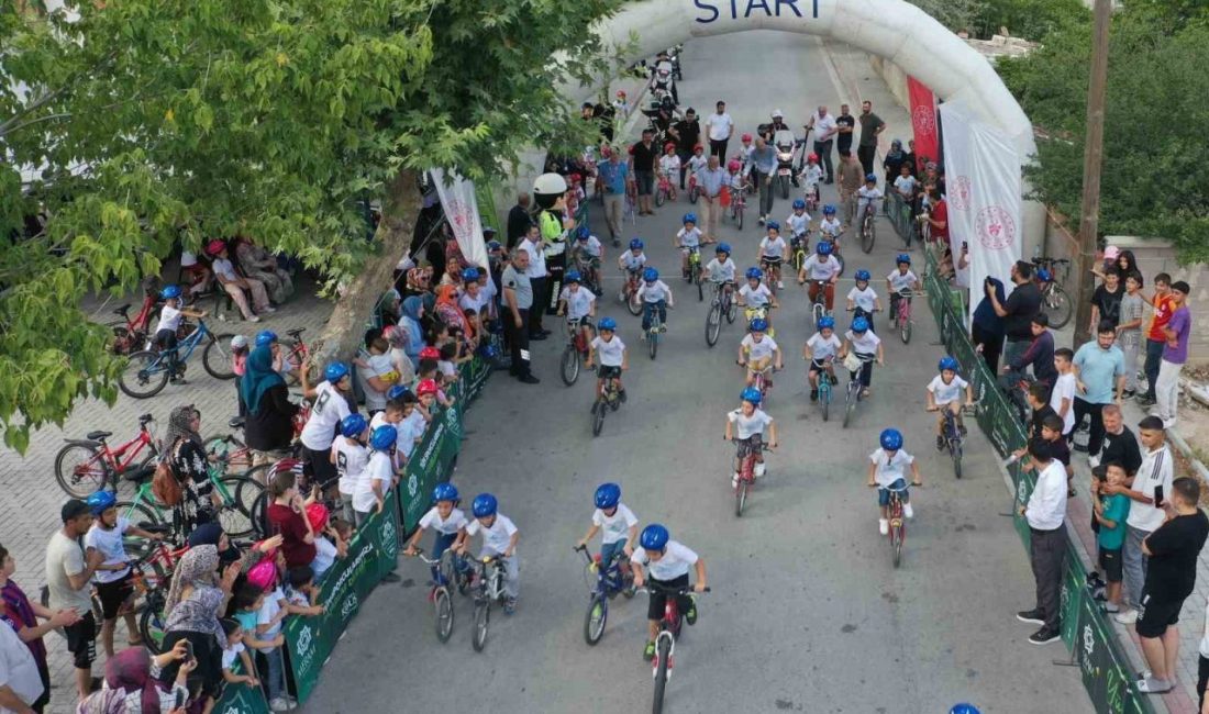 Konya’nın merkez Meram İlçe Belediyesi tarafından geleneksel hale getirilen bisiklet