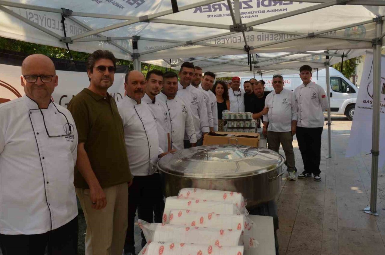 Hayatını kaybeden Manisa Büyükşehir Belediye Başkanı Ferdi Zeyrek adına Magnesia