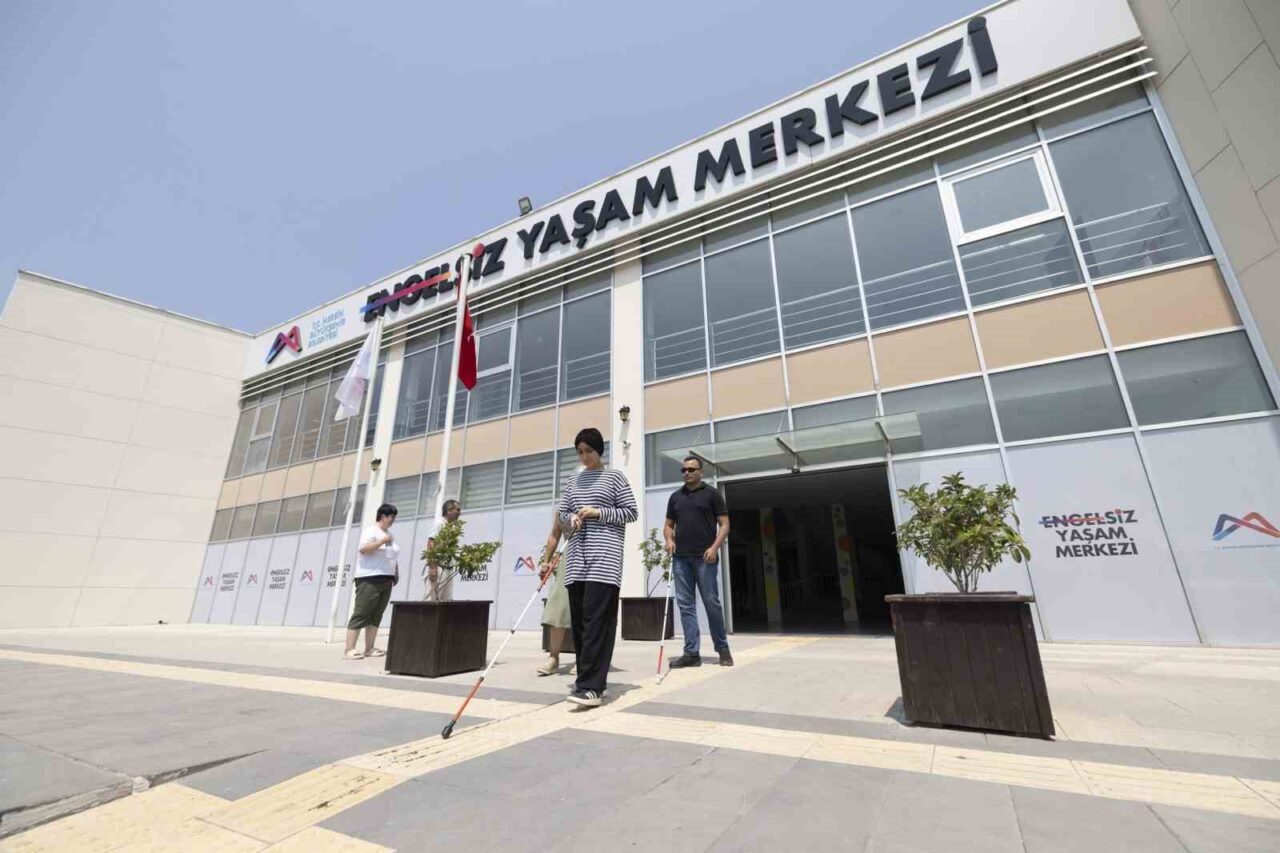 Mersin Büyükşehir Belediyesi Engelsiz Yaşam Merkezi, görme engellilerin yaşam kalitesini