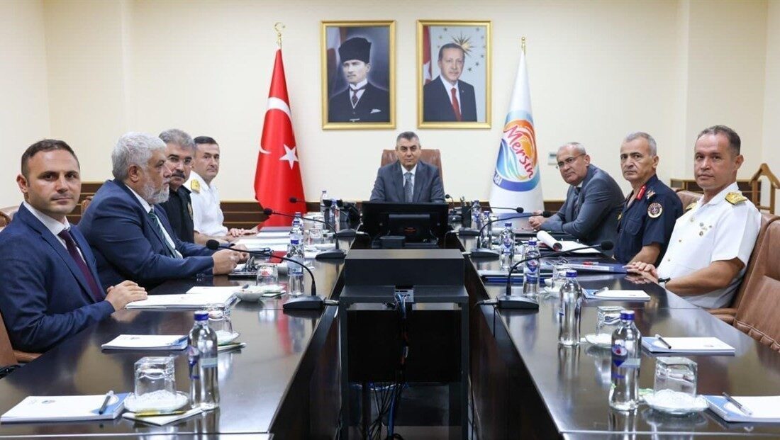 Mersin Valisi Atilla Toros başkanlığında, Güvenlik ve Asayiş Değerlendirme Toplantısı