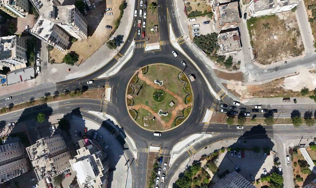 Mersin Büyükşehir Belediyesi tarafından 100. Yıl Caddesi ile Nevit Kodallı