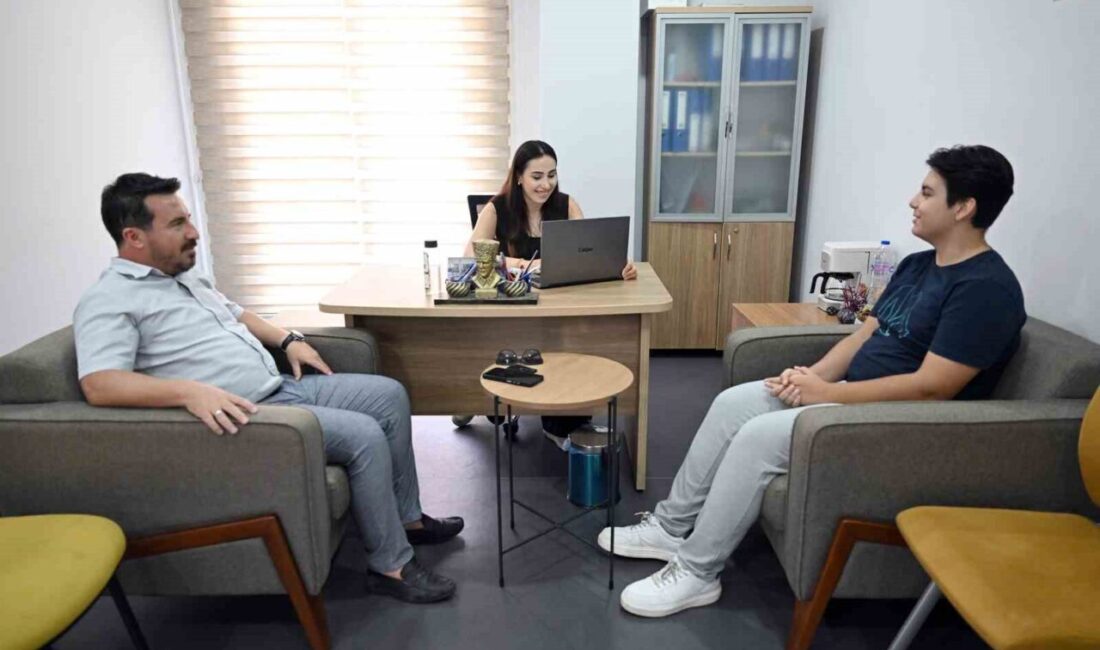 Mersin Büyükşehir Belediyesi, Liselere Geçiş Sistemi (LGS) sınavının ardından öğrencilerin