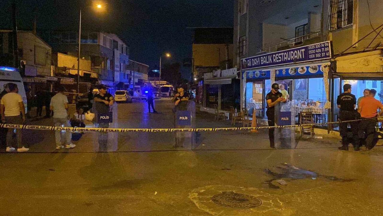 Mersin’de bir restoranda hesap meselesinden çıkan tartışma silahlı ve kesici