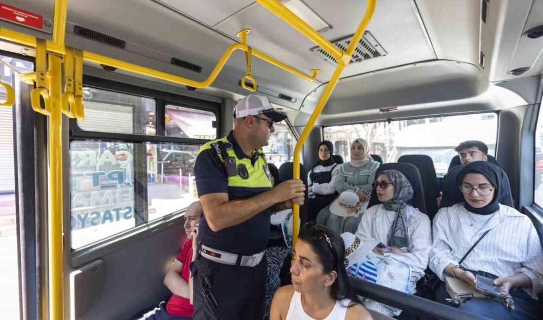 Mersin Büyükşehir Belediyesi, yaz aylarında artan hava sıcaklıklarıyla birlikte toplu