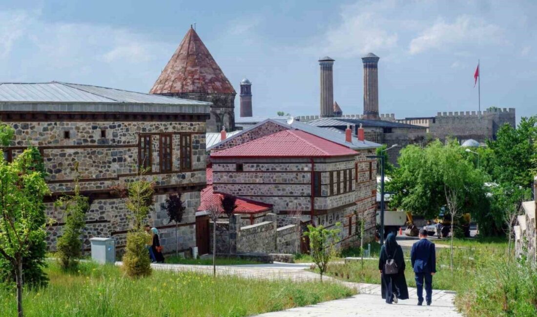 Meteoroloji 12. Bölge Müdürlüğü uzmanları, Erzurum ve bölge genelinde havanın
