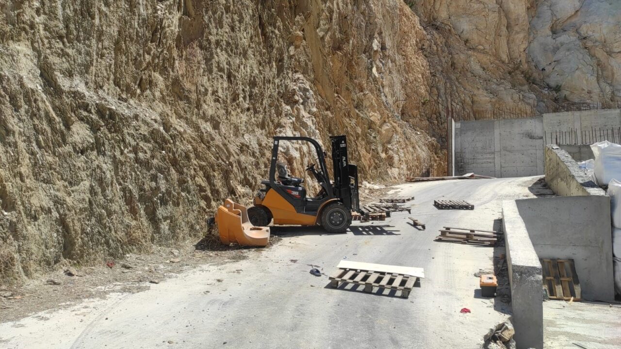 Muğla’nın Milas ilçesinde bulunan Organize Sanayi Bölgesi’nde meydana gelen forklift