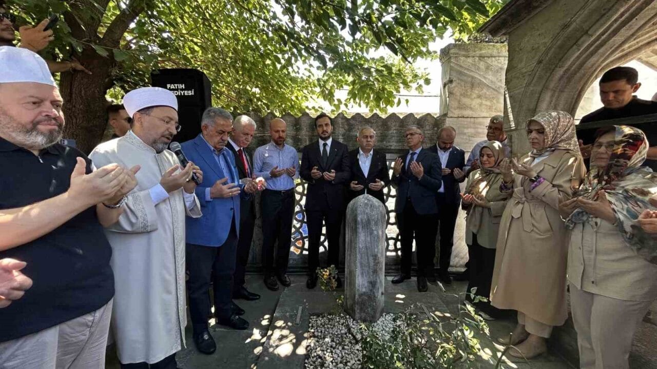 Mimar Sinan’ın vasiyeti üzerine Muharrem ayının 10’uncu gününe tekabül eden