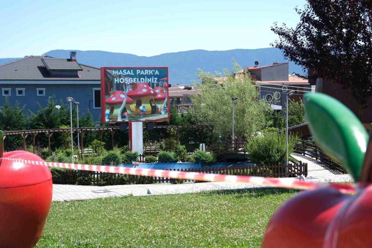 Bolu Belediyesi Park ve Bahçeler Müdürlüğü ekiplerince Masal Park’ta başlatılan