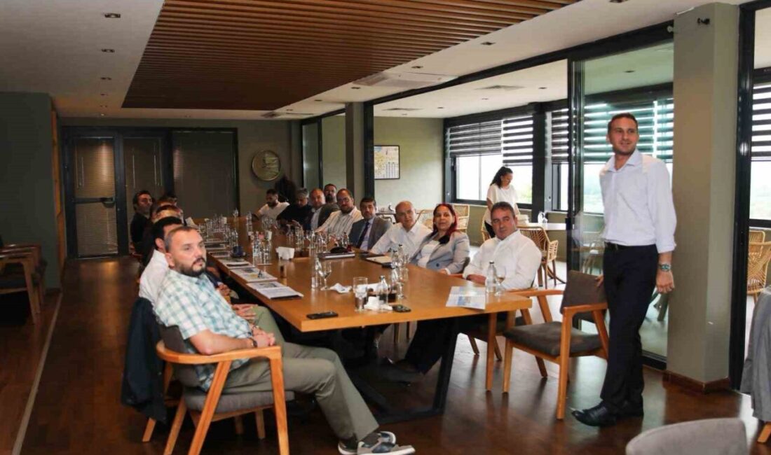 DÜZCE (İHA) – Düzce’de hazırlanan mobilya kent projesi İstanbul Sanayi