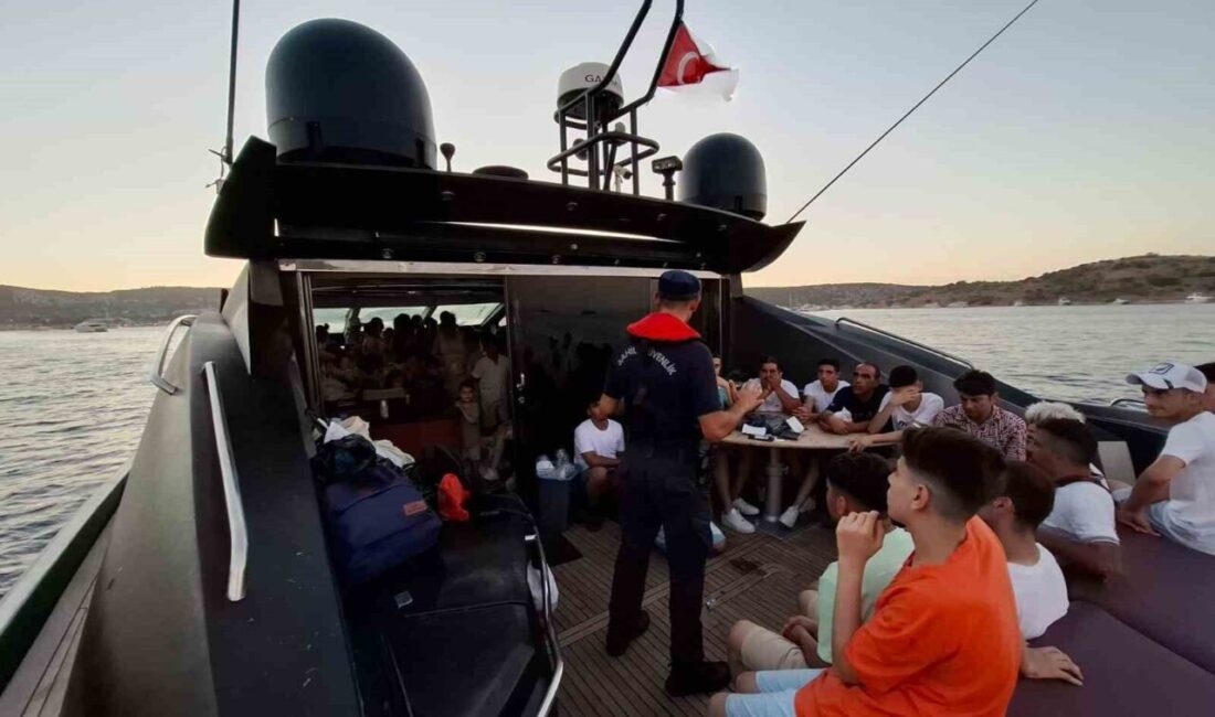 Muğla’nın Bodrum ilçesi açıklarındaki motoryatta 72 düzensiz göçmen yakalandı. Bodrum