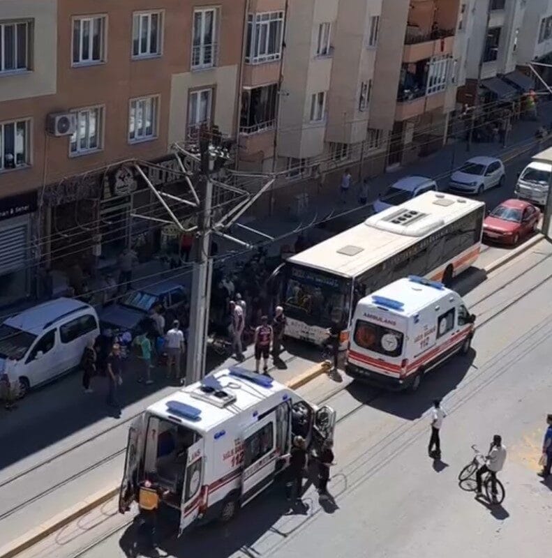 Eskişehir’de bir motosikletin yayaya çarpması sonucunda meydana gelen kazada 2