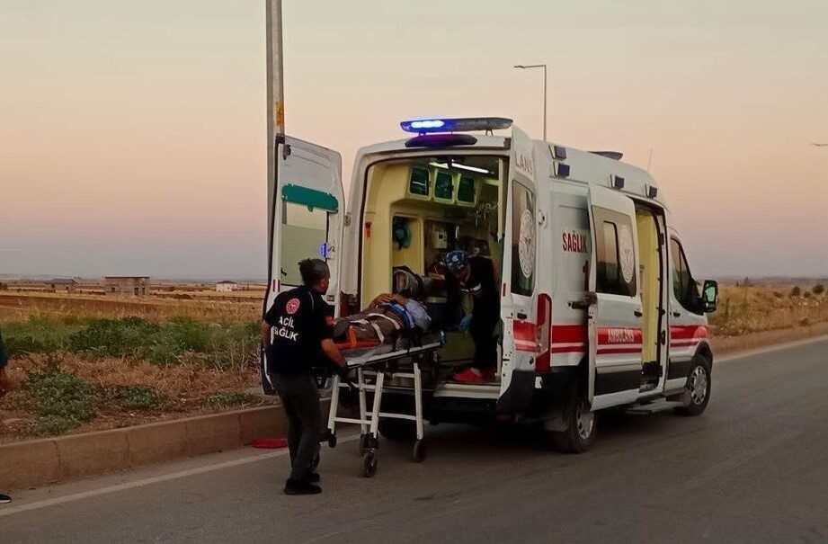 Adıyaman’da, motosikletle otomobilin çarpışması sonucu meydana gelen kazada 1 kişi