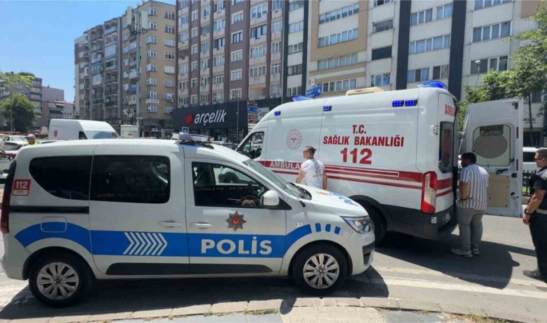 Samsun’un İlkadım ilçesinde kavşakta çarpışan motosiklet ile SUV araçta hasar
