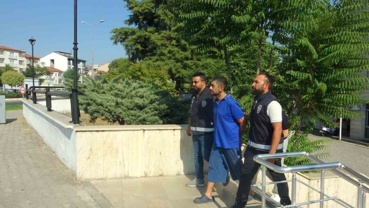 Muğla’nın Menteşe ilçesinde yasaklı madde kullandıktan sonra polis ekiplerinin “dur”