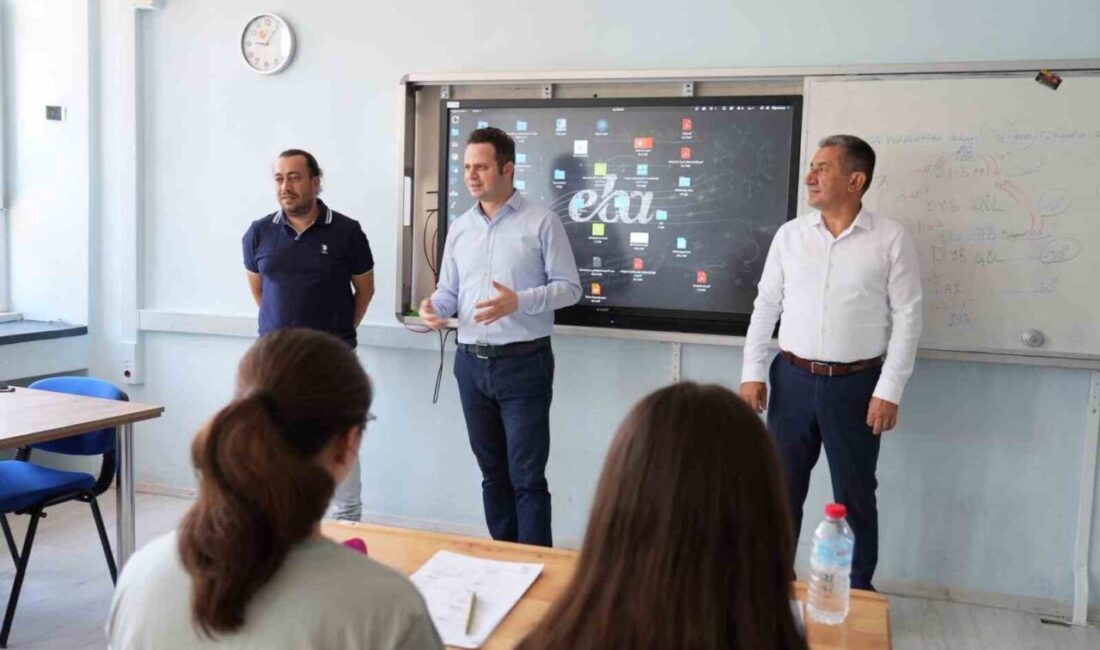 Muğla İl Millî Eğitim Müdürü Emre Çay ve Menteşe İlçe