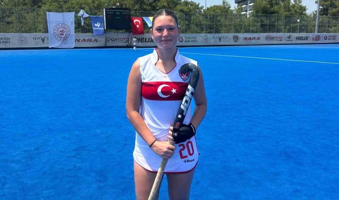 Türkiye Kadın Hokey A Milli Takımı’nın Avrupa Şampiyonası kadrosuna seçilen