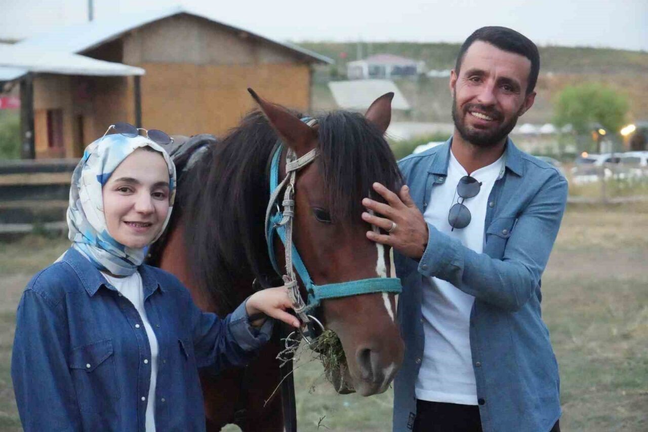 Muş’ta son yıllarda geleneksel atlı sporlara olan ilgi dikkat çekici